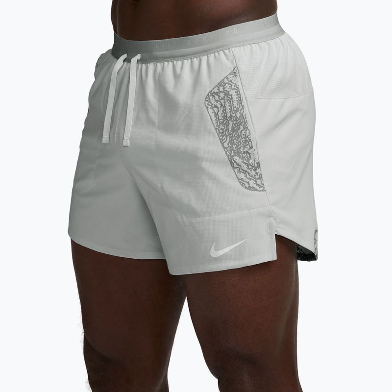 Pantaloncini da corsa da uomo Nike Stride grey fog 3