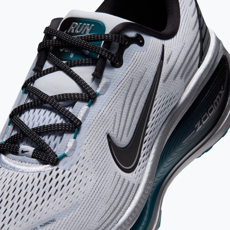 Scarpe da corsa uomo Nike Vomero 18 football grey/metallic cool grey/black 5