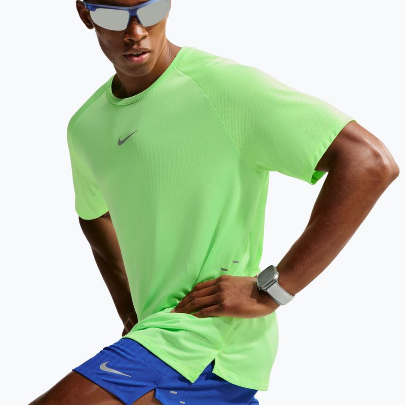 Maglia da corsa da uomo Nike Stride volt/light silver 5