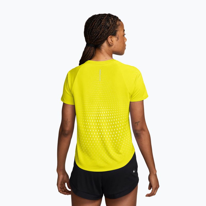 Maglia da running da donna Nike Swift Aero-FIT lemon venom/white 2