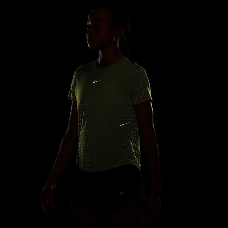 Maglia da running da donna Nike Swift Aero-FIT lemon venom/white 4
