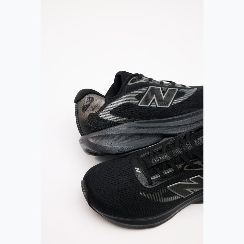 Scarpe da corsa uomo New Balance 680's V9 GTX black 3