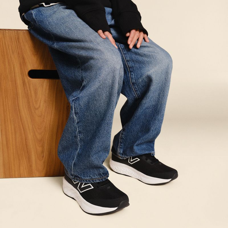 Scarpe da corsa per bambini New Balance 520's Lace V9 black/white/black 8