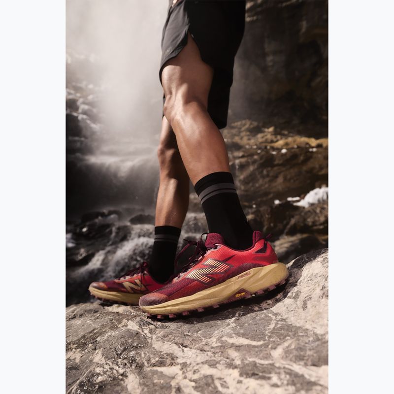Scarpe da corsa uomo New Balance Rebel Trail V1 maple/neo flame 7