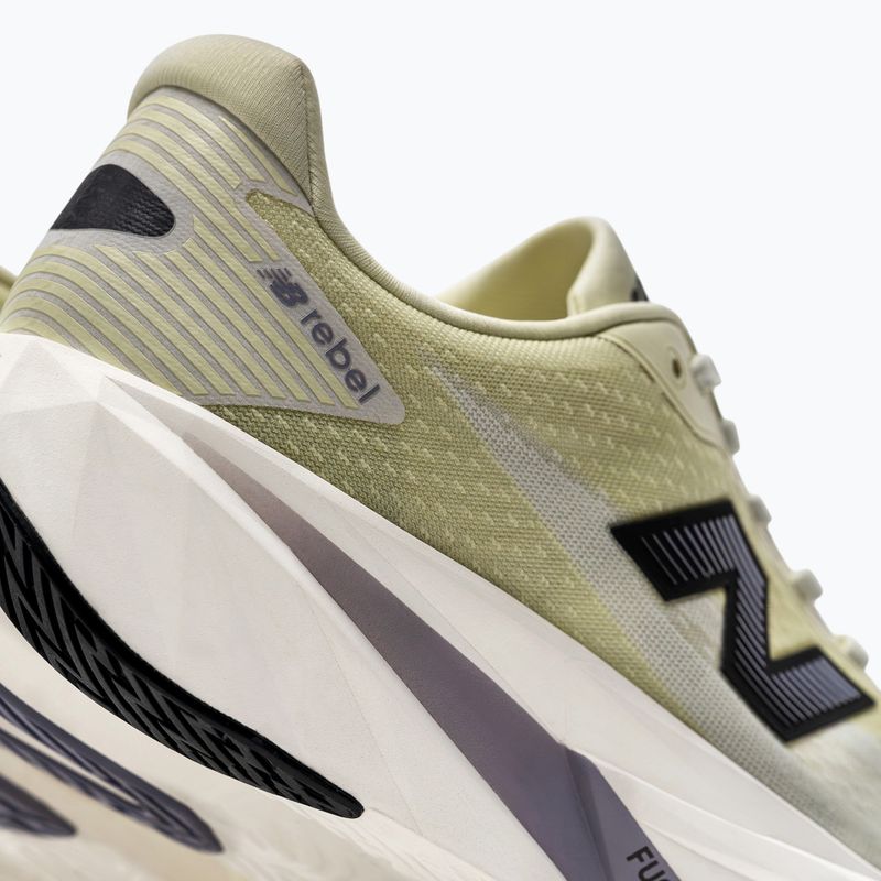 Scarpe da corsa uomo New Balance FuelCell Rebel V5 pistachio butter/digital mist 5