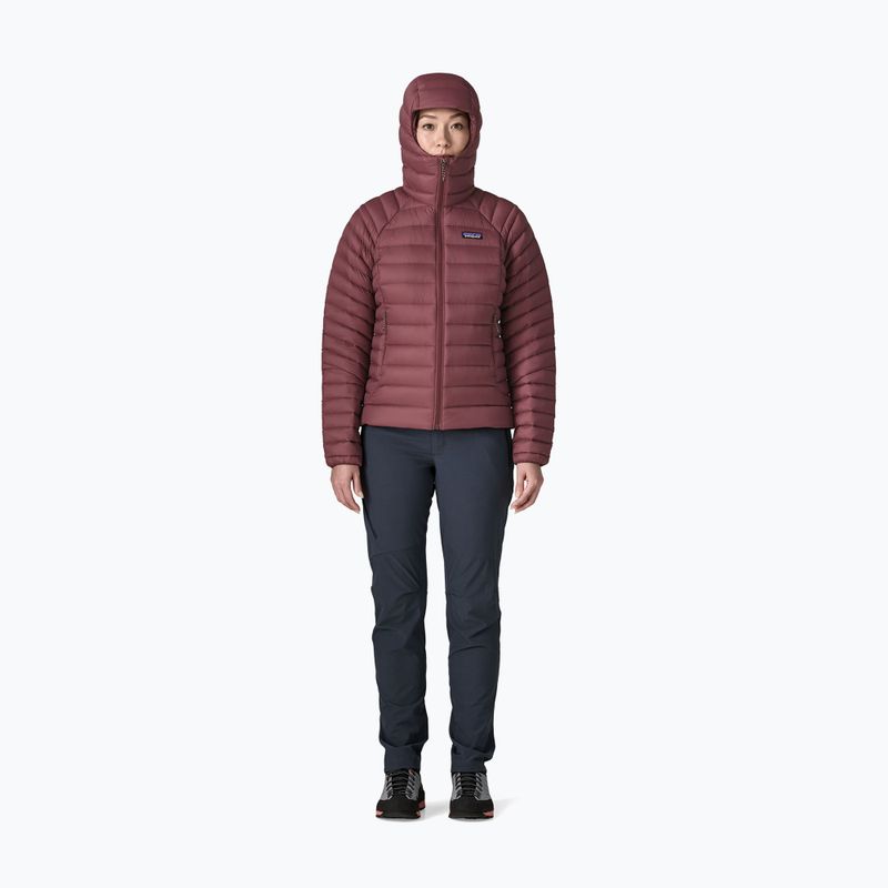 Piumino donna Patagonia Down Sweater Hoody dark ruby 2
