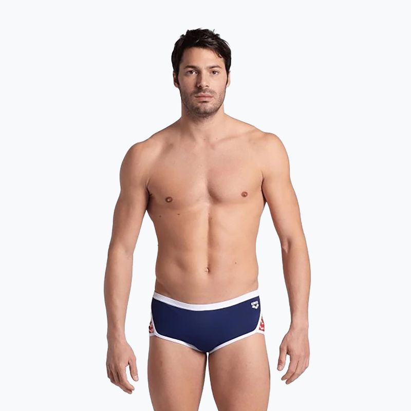 Slip da bagno arena da uomo Icons Swim Low Waist Short Solid navy/bianco/rosso multi 4