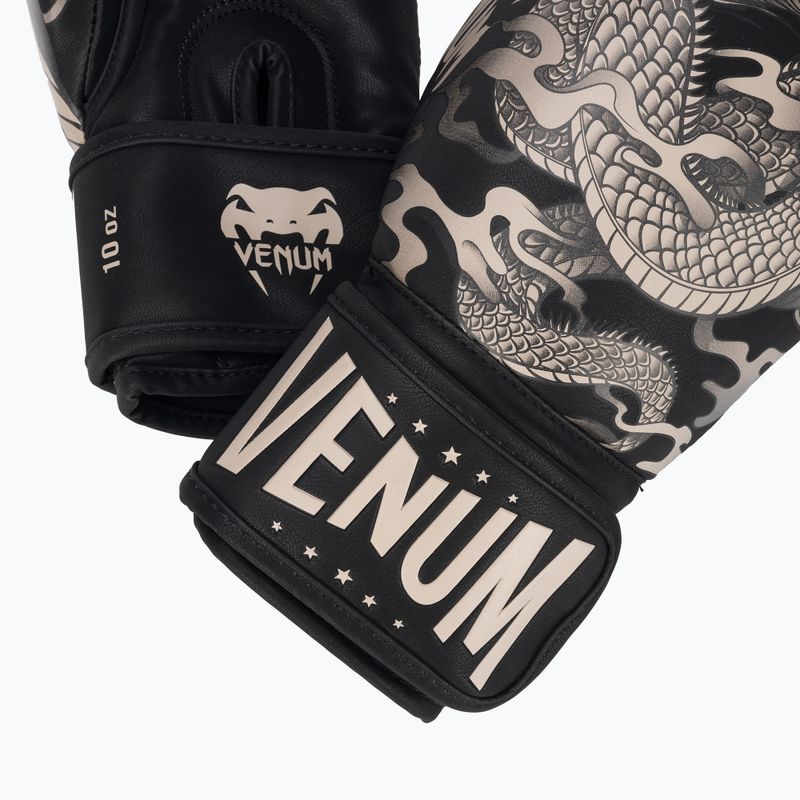 Guantoni da boxe Venum Dragon's Flight nero/sabbia 4