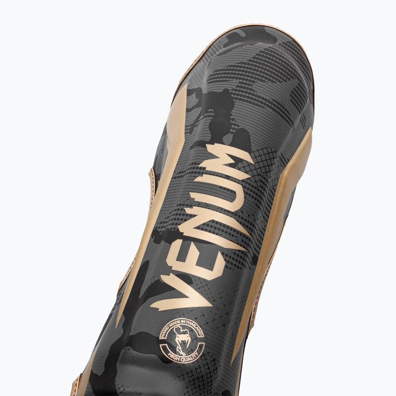 Protezioni per tibia Venum Elite Standup camo scuro/oro 2