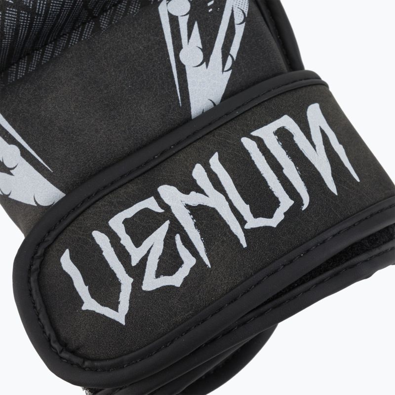 Venum GLDTR 4.0 guanti da grappling da uomo bianchi e neri VENUM-04166 7