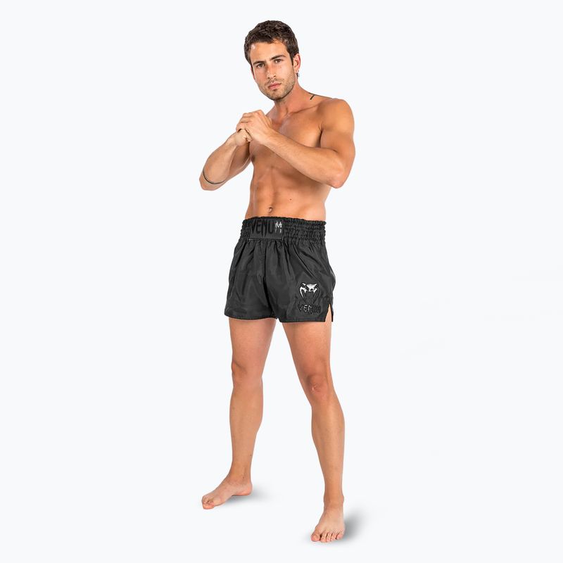 Pantaloncini da allenamento Venum Classic Muay Thai da uomo nero/nero 2