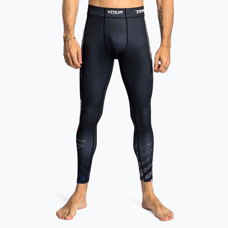 Leggings da allenamento Venum X Tekken 8 da uomo - Jin Kazama Spats blu/nero/bianco
