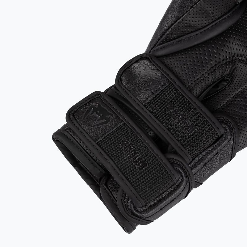 Guantoni da boxe Venum Reverso nero/nero 7