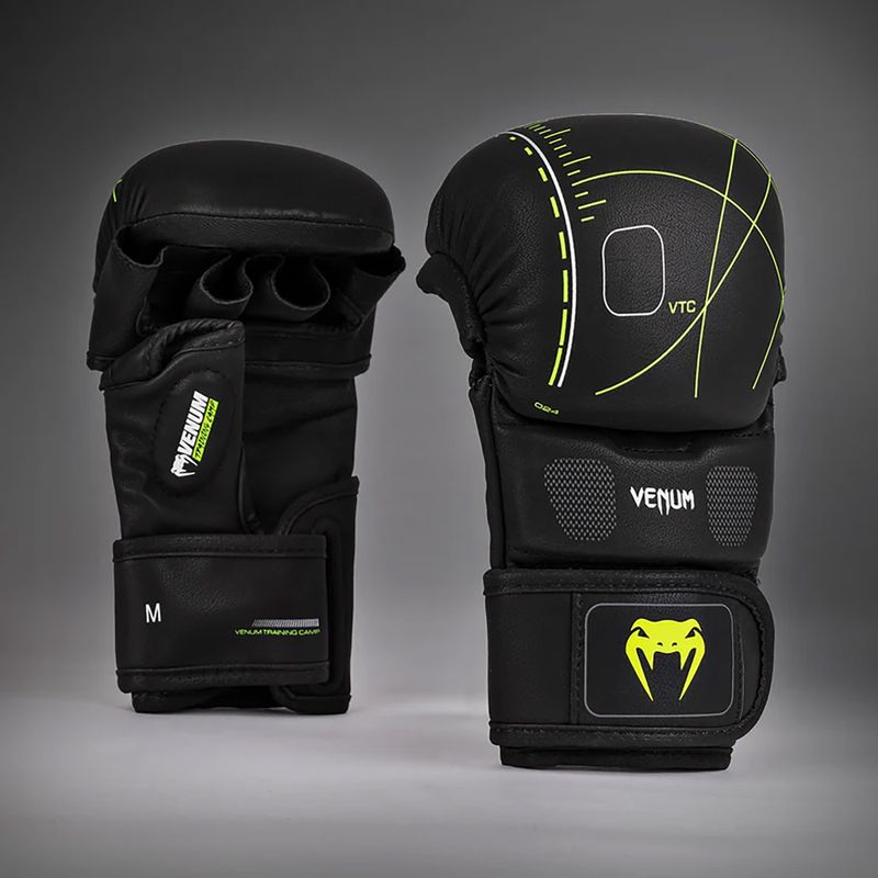 Guanti da sparring Venum Training Camp 4.0 nero/verde scuro 2