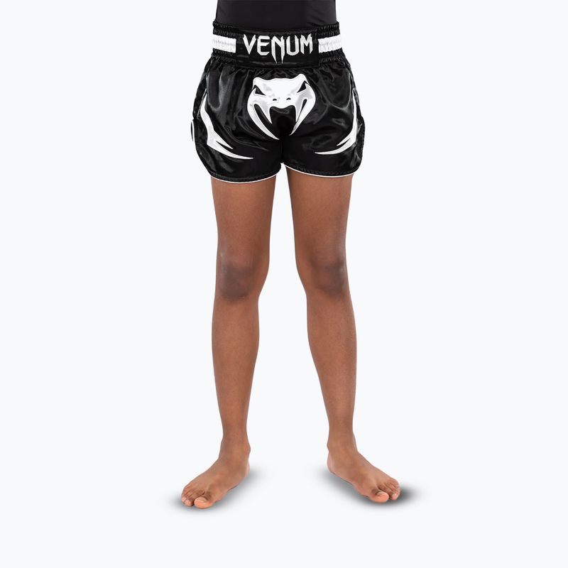 Pantaloncini da allenamento Venum Inferno Muay Thai Jr da bambino, nero