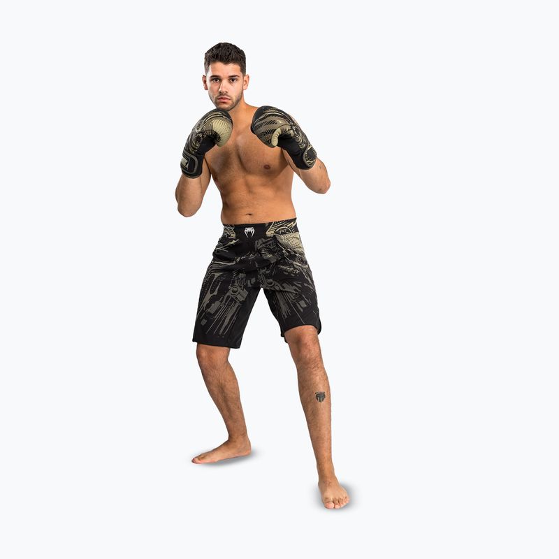 Pantaloncini da allenamento uomo Venum Invader Fight black/sand 2