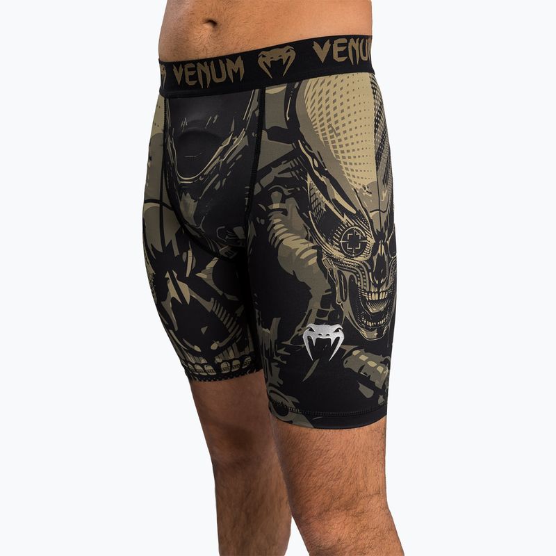 Pantaloncini da allenamento uomo Venum Invander Vale Tudo black/sand 7