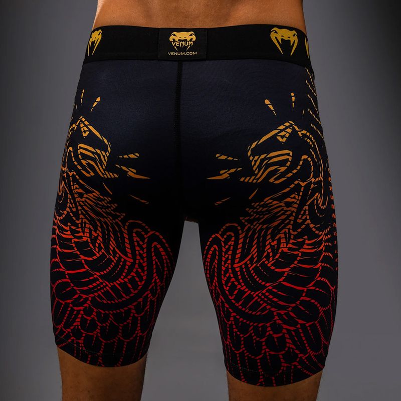 Pantaloncini da allenamento uomo Venum Quetzal Fury Vale Tudo black/fury red/tangerine 5