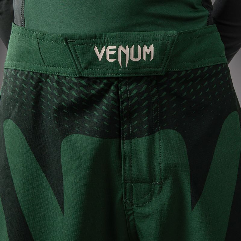 Pantaloncini da allenamento per bambini Venum Attack Kids Fightshorts forest green/off white 6