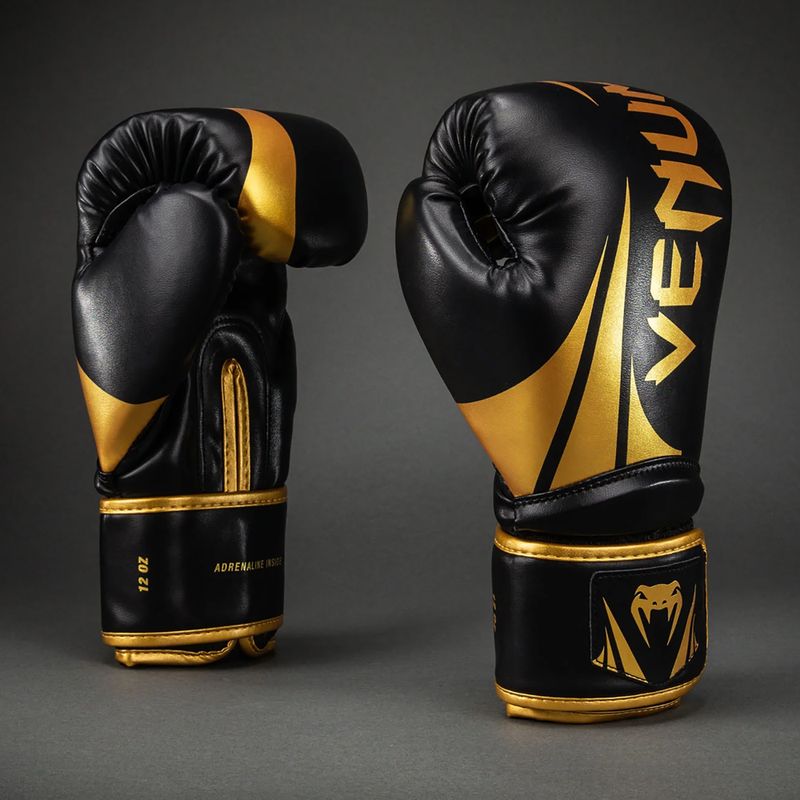 Guantoni da boxe Venum Challenger 2.5 Boxing black/gold 2