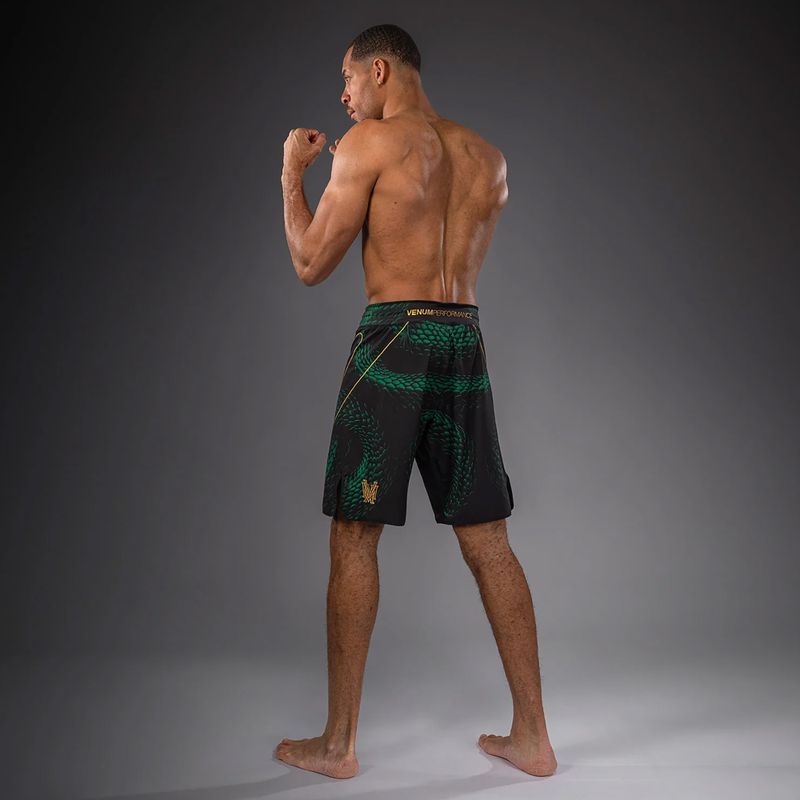 Pantaloncini da allenamento da uomo Venum Matupa Fightshorts black/green/gold 4