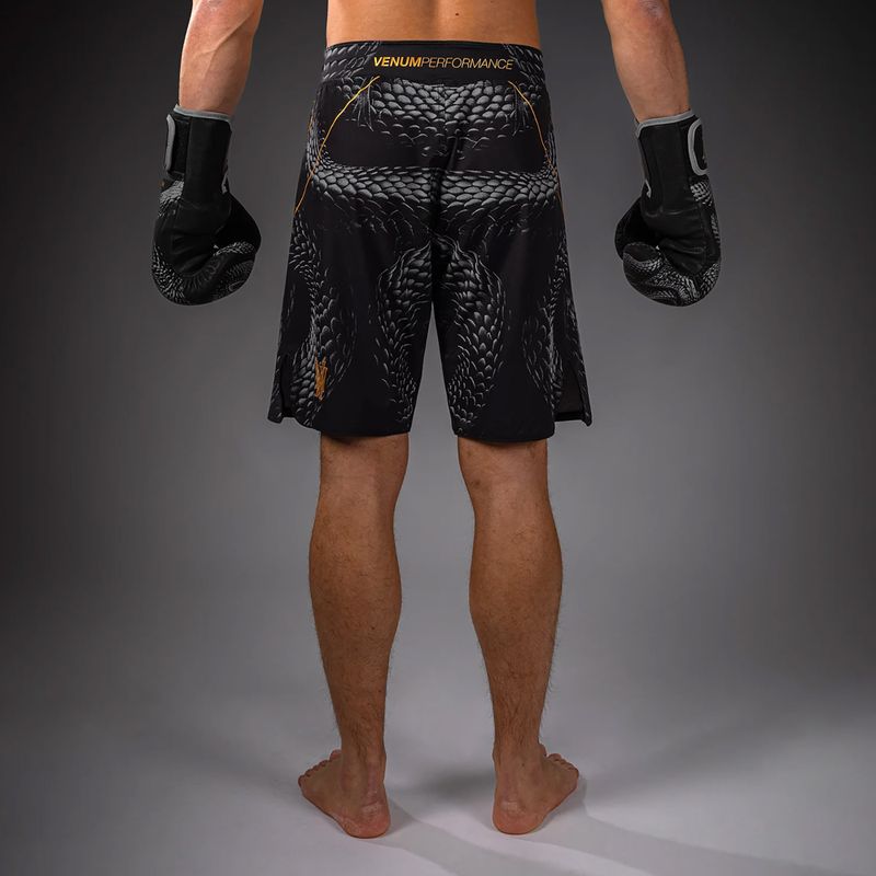 Pantaloncini da allenamento da uomo Venum Matupa Fightshorts black/grey/gold 3