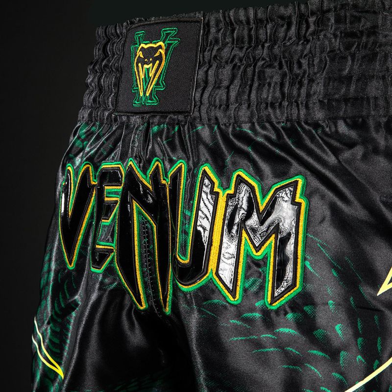 Pantaloncini da allenamento da uomo Venum Matupa Muay Thai black/green/gold 5