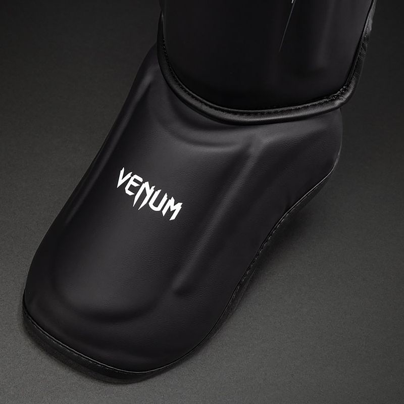 Parastinchi e protezioni per i piedi Venum Streamline Shin black/white 3