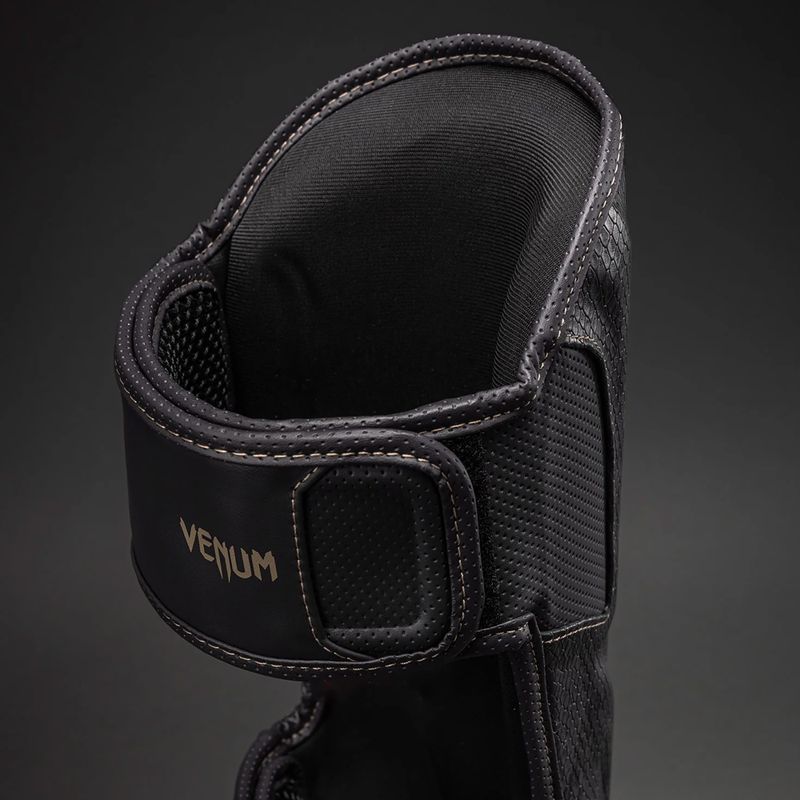Parastinchi e protezioni per i piedi Venum Impact Evo Scales Shin dark grey 4