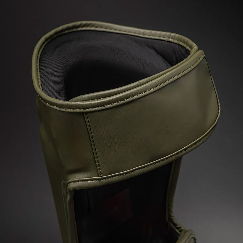 Parastinchi e protezioni per i piedi Venum Stealth Shin khaki/dark green 4