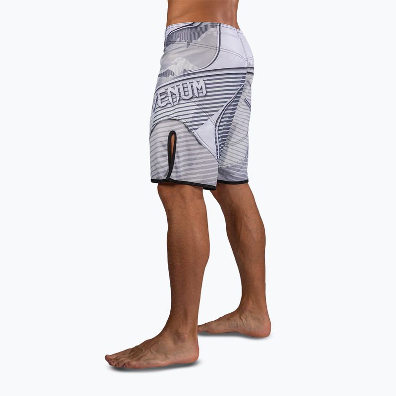 Pantaloncini da allenamento uomo Venum Camo Hero Fight white/light grey 3