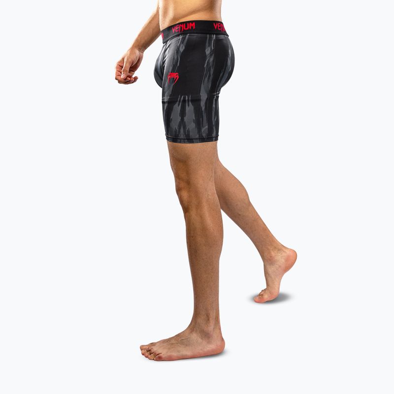 Pantaloncini da allenamento uomo Venum Demon Vale Tudo black/grey 4