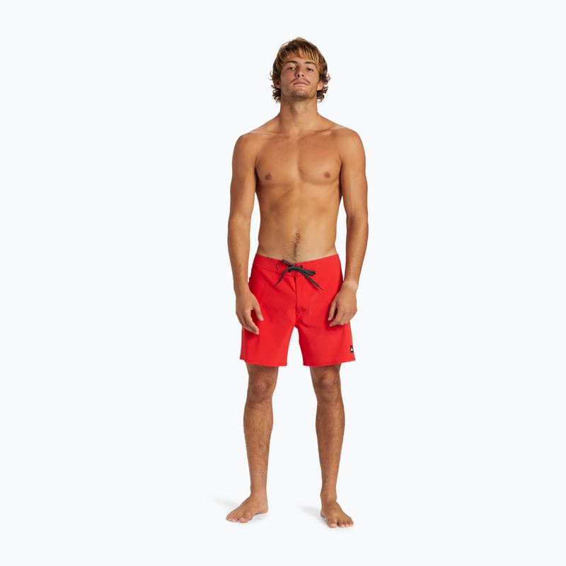 Pantaloncini da bagno Quiksilver Surfsilk Kaimana 16 ad alto rischio rosso da uomo 4