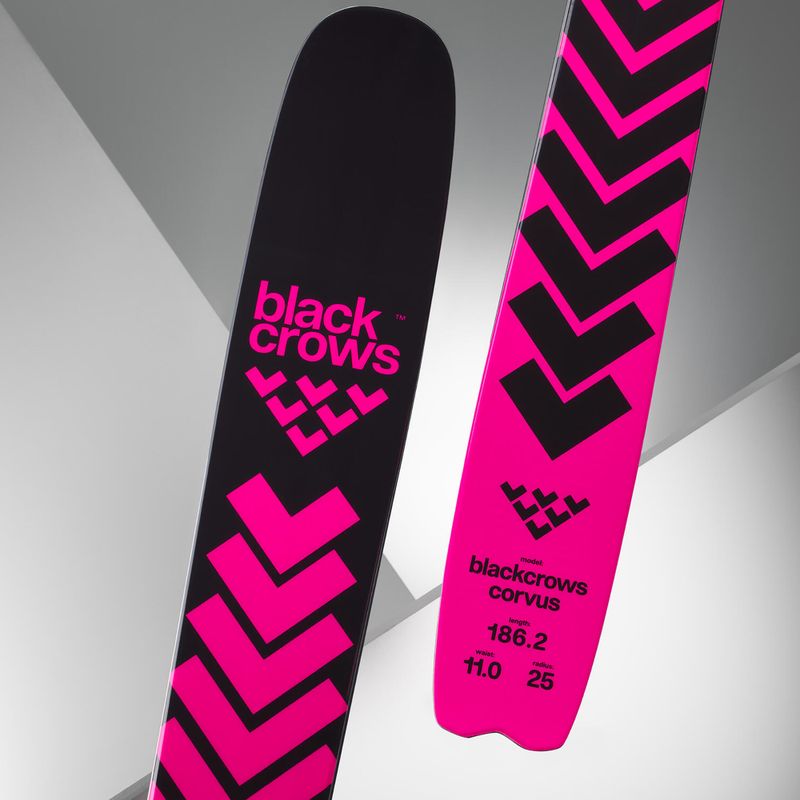 Sci da discesa Black Crows Corvus pink 4
