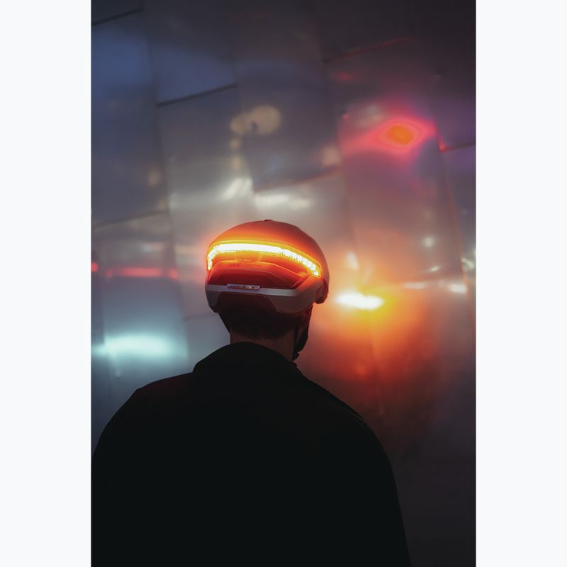 Casco da bici con indicatori di direzione ABUS Hyp-E volcano titan 8