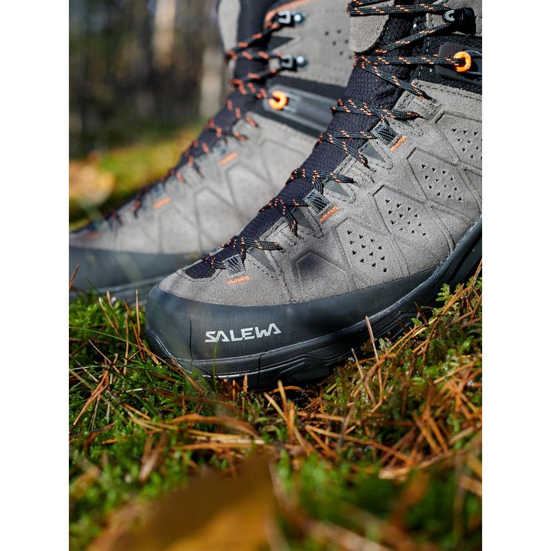 Scarponi da trekking da uomo Salewa Alp Trainer 2 Mid GTX wallnut/arancio fluo 13