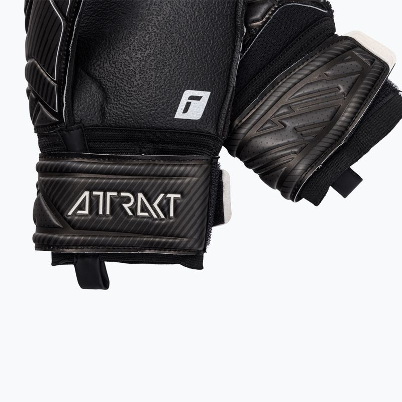 Guanti da portiere Reusch Attrakt Resist Finger Support 2022 nero 4