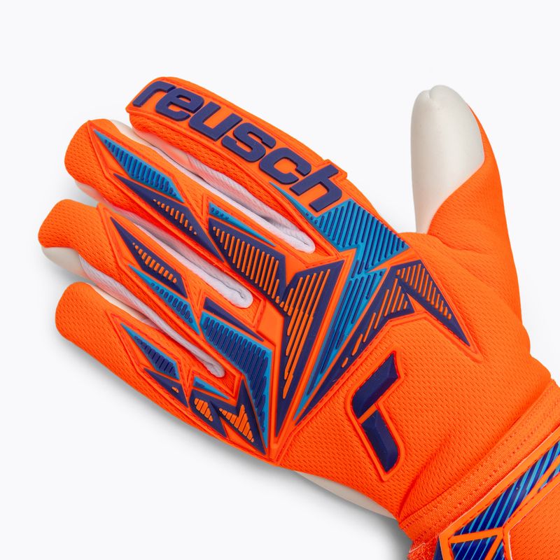 Guanti da portiere Reusch Attrakt Freegel Advance shocking orange/blue 4