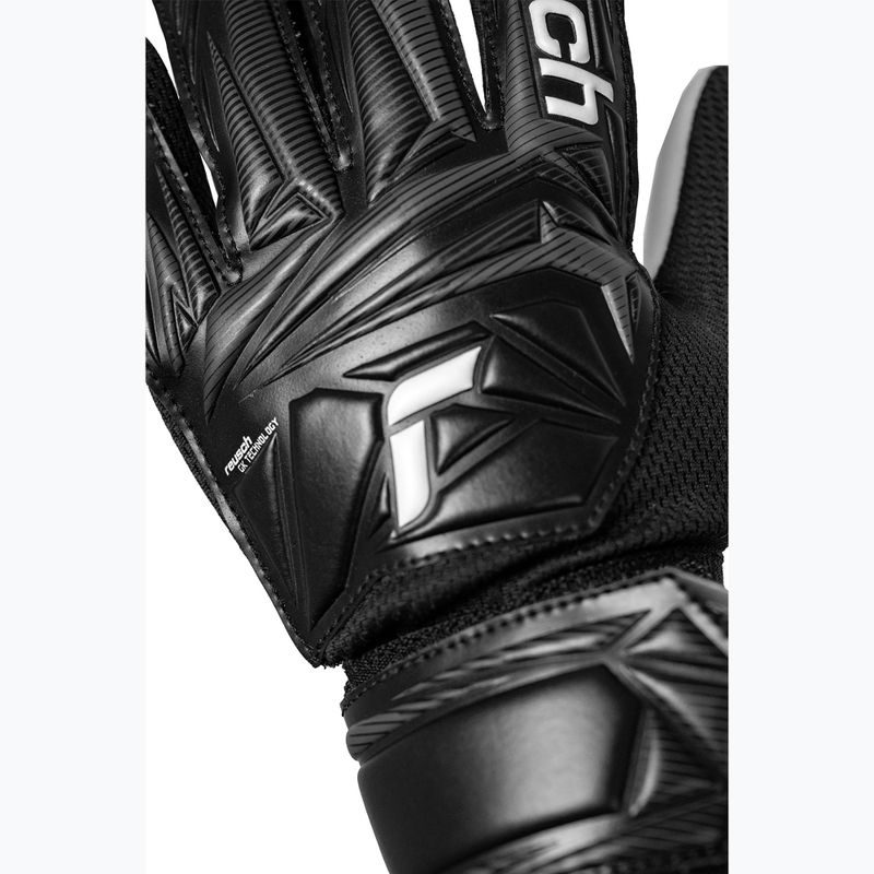 Guanti da portiere per bambini Reusch Attrakt Starter Solid Junior 5672514 black 6