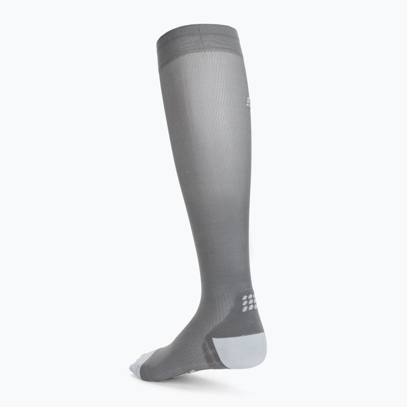 Calze da corsa a compressione CEP Ultralight grigio/grigio chiaro da uomo 2