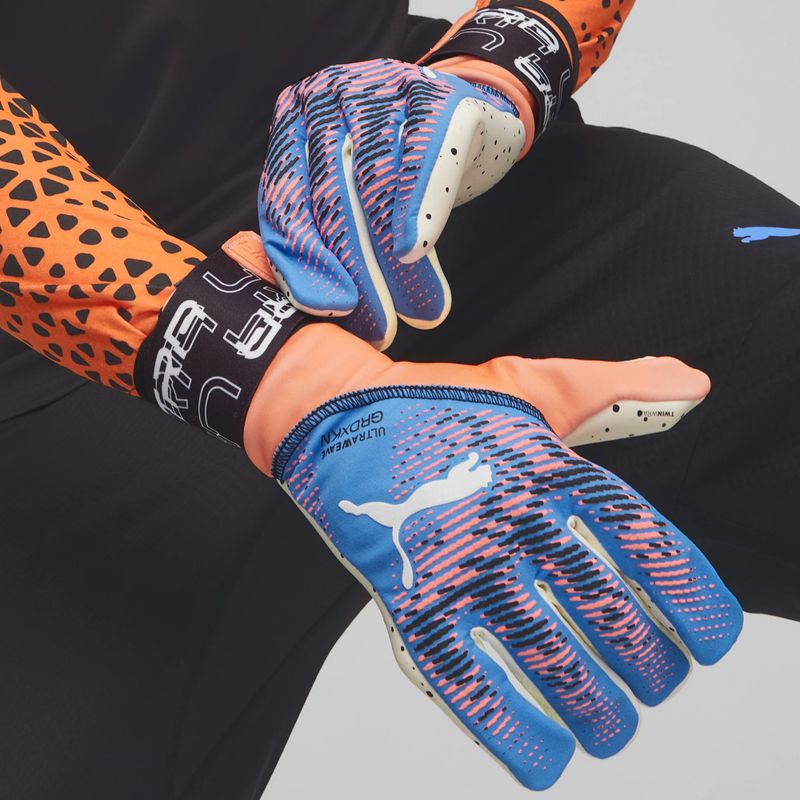 PUMA Ultra Ultimate 1 NC guanti da portiere ultra arancio/blu glimmer 6
