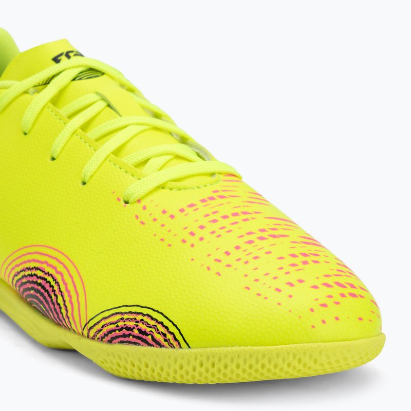 PUMA Future 8 Play It Allarme giallo / puma nero / sole colpito scarpe da calcio per bambini 7