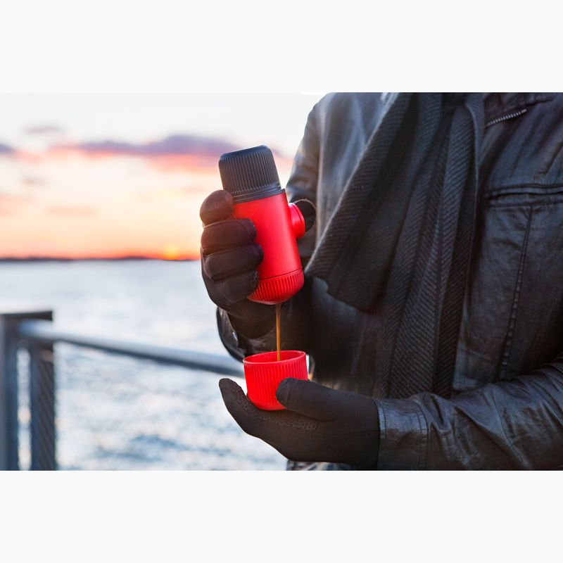 Macchina da caffè portatile Wacaco Nanopresso 80 ml + custodia rosso lava 9