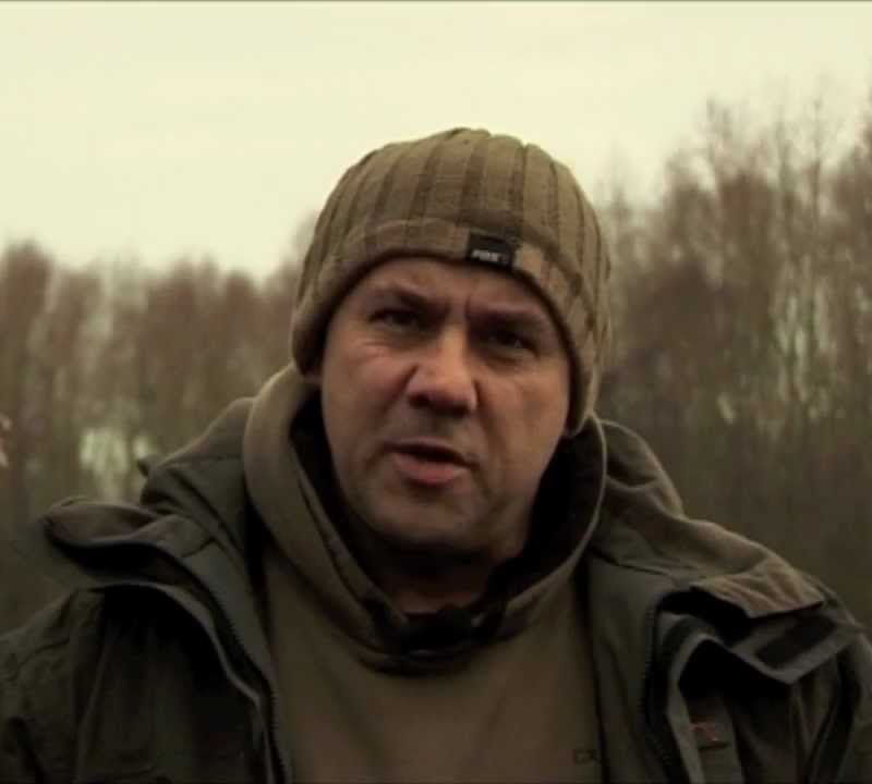 Fox International Tuta da carp fishing verde 4