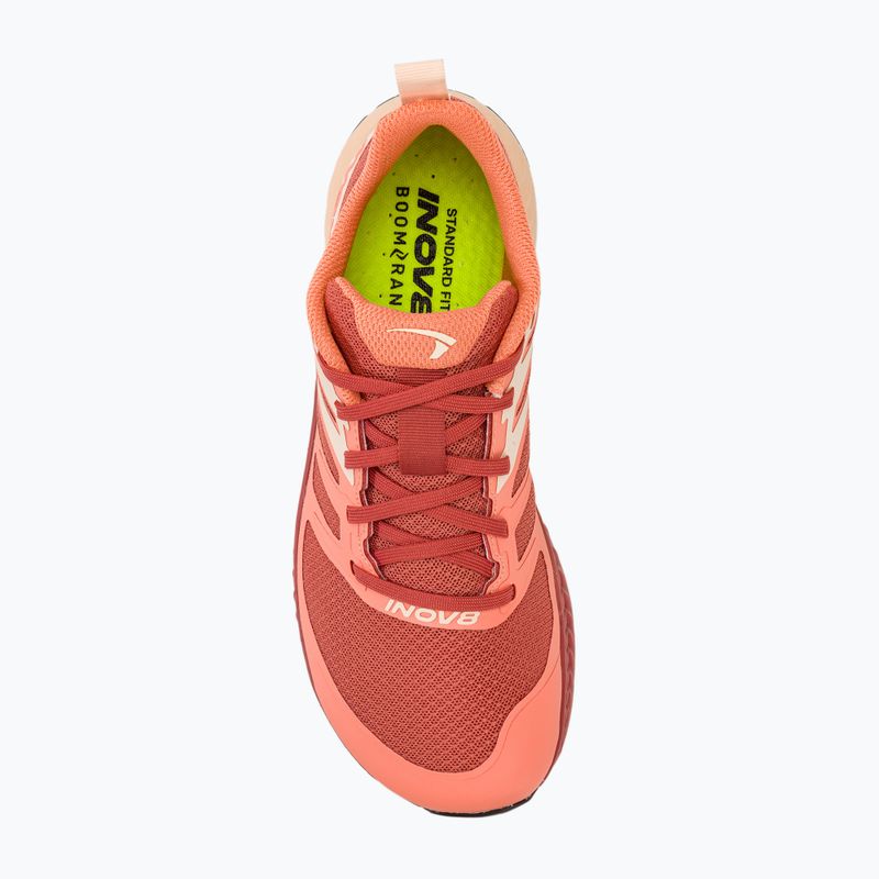 Scarpe da corsa da donna Inov-8 Trailfly rosa polveroso/rosa pallido 5