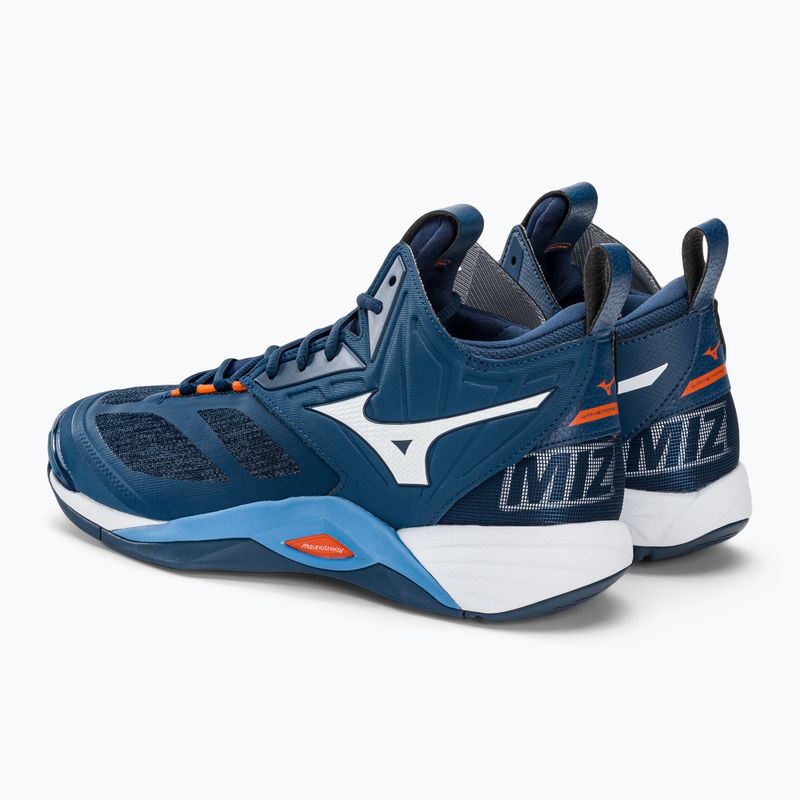 Scarpe da pallavolo da uomo Mizuno Wave Momentum 2 Mid dark denim/bianco/scarlatto ibis 3