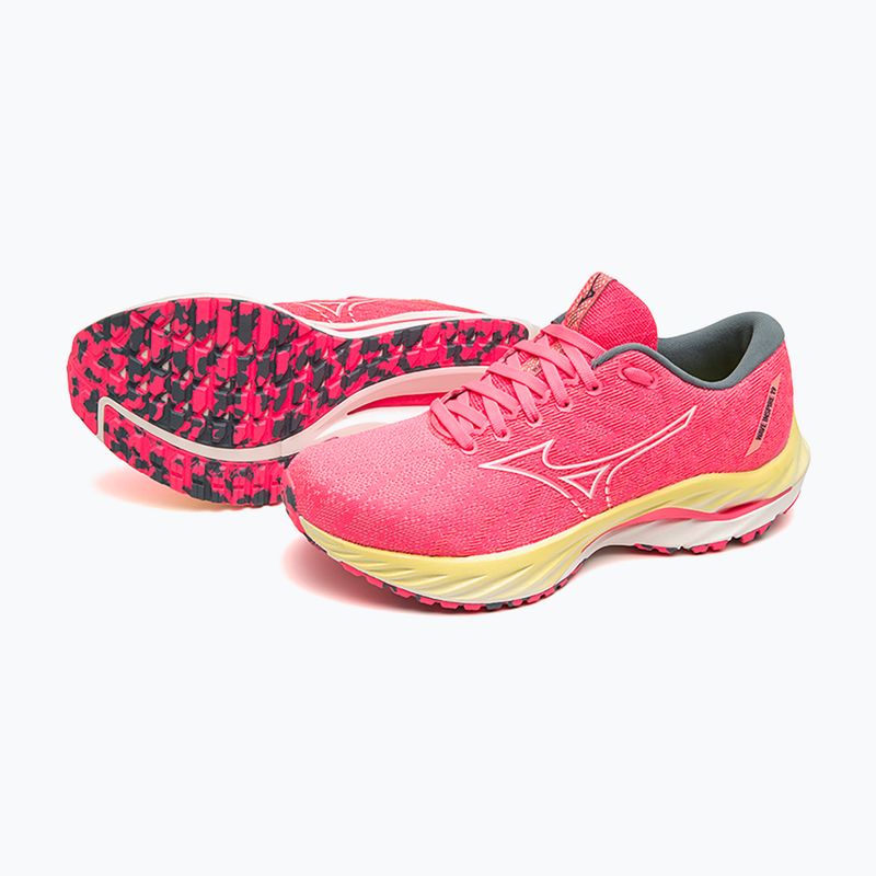 Scarpe da corsa da donna Mizuno Wave Inspire 19 hi vis rosa/ bianco neve/ luminoso 16