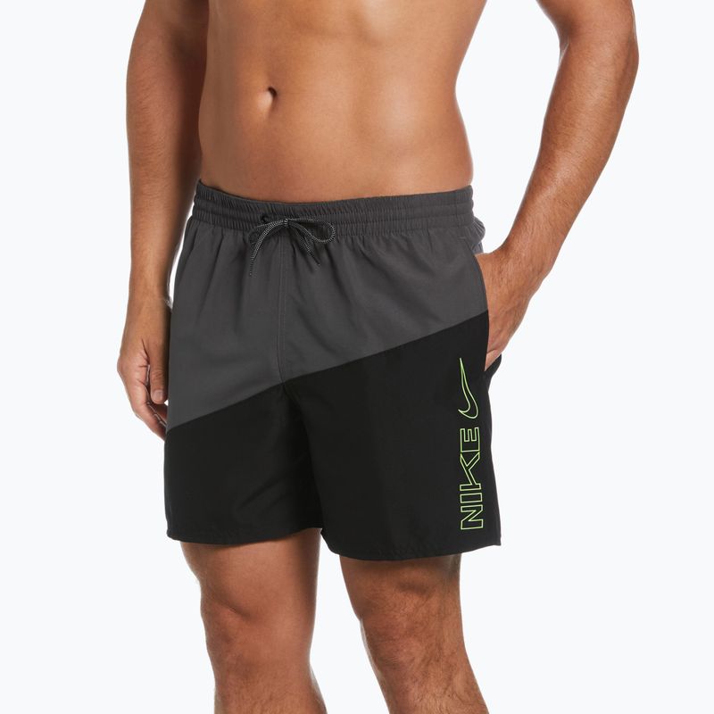Pantaloncini da bagno Nike Block Swoosh 5" Volley da uomo, nero 3
