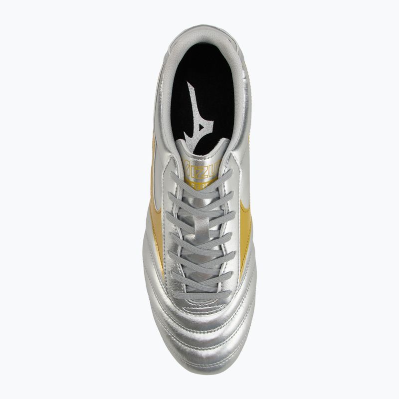 Scarpe da calcio Mizuno Morelia II Club Md galaxy argento/oro/oro da uomo 5