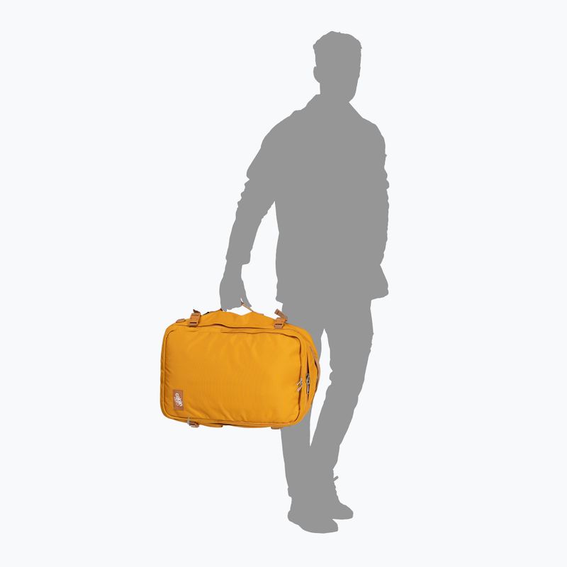 Zaino da trekking CabinZero Classic Pro 42 l arancio chill 11
